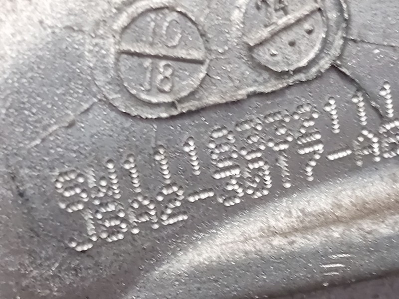 Recambio de defensa delantera para land rover range rover velar (l560) 2.0 d240 sd4 4x4 referencia OEM IAM J8A23017AB  