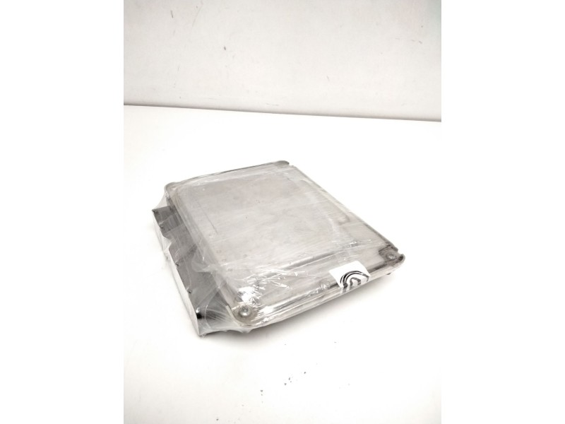 Recambio de centralita motor uce para seat ibiza (6l1) sport rider referencia OEM IAM 038906019NE 0281011824 