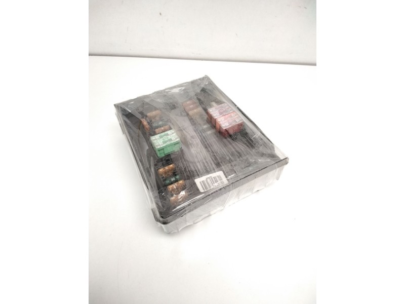 Recambio de caja fusibles para volkswagen touran (1t2) referencia OEM IAM 1K0937125A 1E150807 1394932