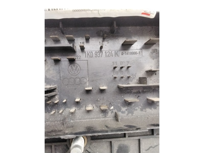 Recambio de caja fusibles para volkswagen touran (1t2) referencia OEM IAM 1K0937124K 1394932 
