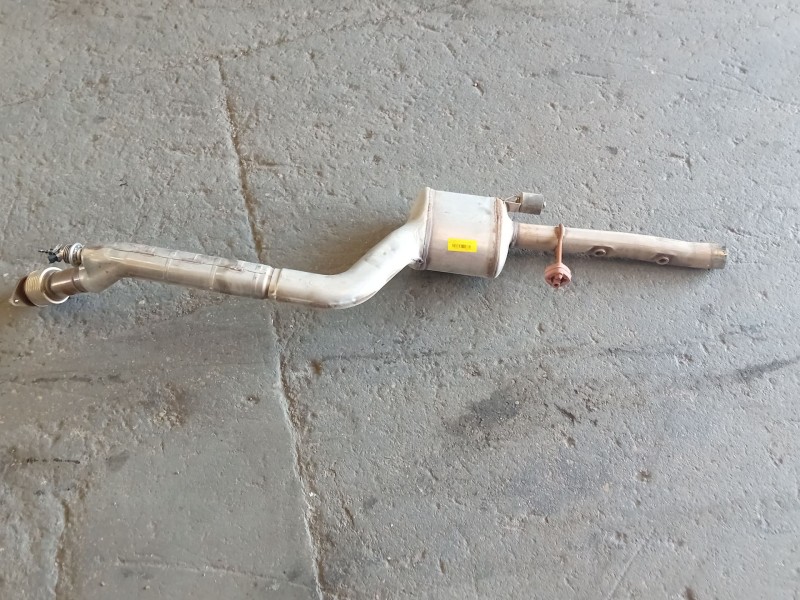 Recambio de tubo escape central para land rover range rover velar (l560) 2.0 d240 sd4 4x4 referencia OEM IAM KK835L219BD  