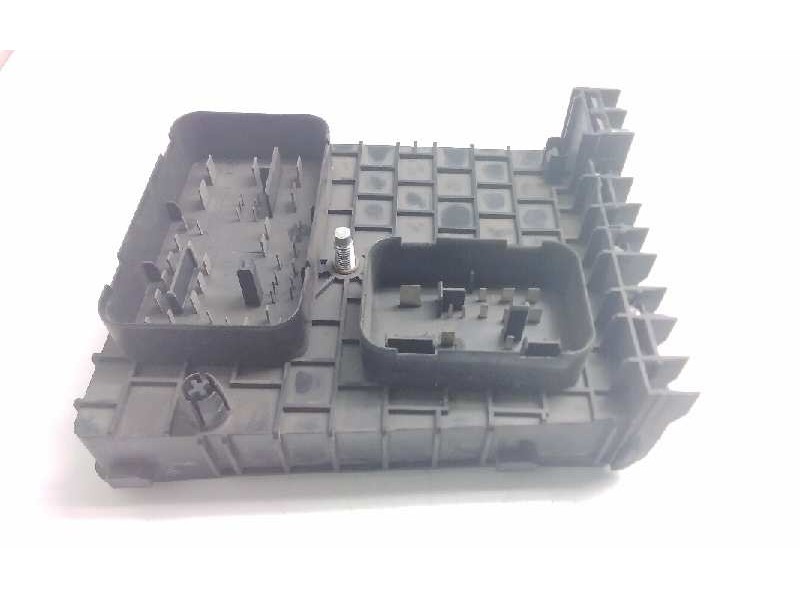 Recambio de caja fusibles para volkswagen touran (1t2) referencia OEM IAM 1k0937124K 1394932 