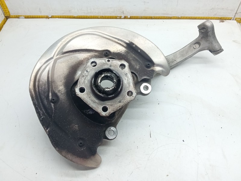 Recambio de mangueta delantera izquierda para audi a4 berlina (8w2) 2.0 16v tdi referencia OEM IAM 8W407241F  