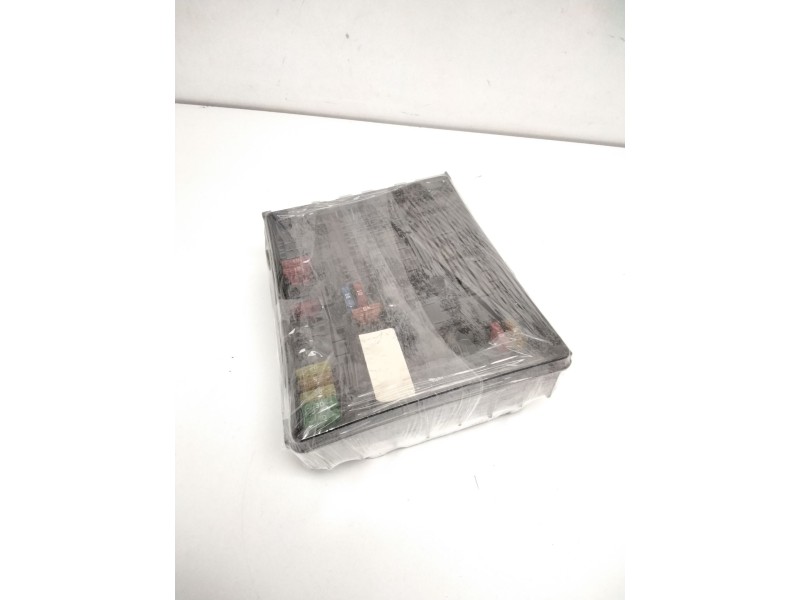 Recambio de caja fusibles para volkswagen touran (1t2) referencia OEM IAM 1K0937124K 1394932 