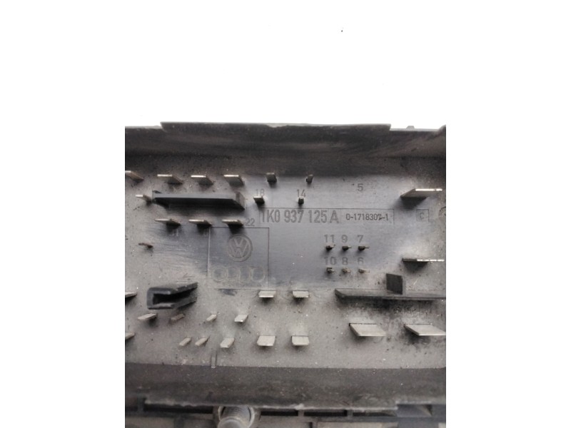 Recambio de caja fusibles para volkswagen touran (1t2) referencia OEM IAM 1K0937125A 1394932 