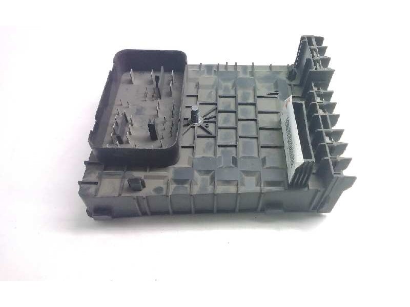 Recambio de caja fusibles para volkswagen touran (1t2) referencia OEM IAM 1K0937125A 1394932 