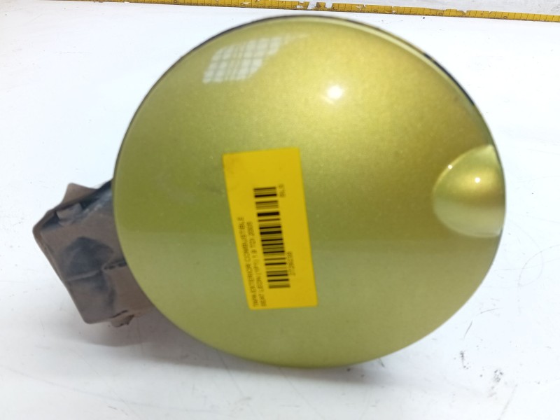 Recambio de tapa exterior combustible para seat leon (1p1) 1.9 tdi referencia OEM IAM 1P1375S497C  