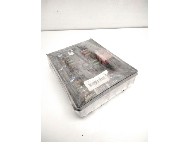 Recambio de caja fusibles para volkswagen touran (1t2) referencia OEM IAM 1K0973125 1394932 