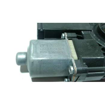 Recambio de motor elevalunas trasero izquierdo para renault scenic iii 1.4 tce referencia OEM IAM 910837  