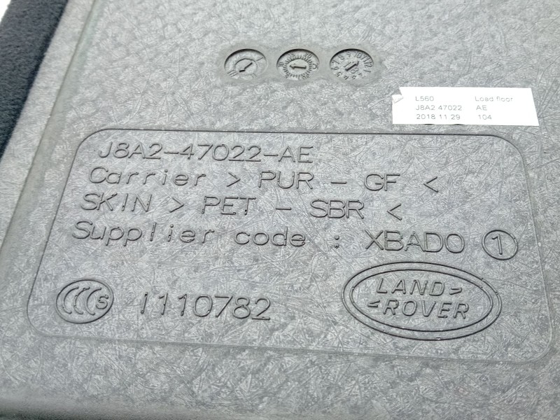 Recambio de tapa maletero para land rover range rover velar (l560) 2.0 d240 sd4 4x4 referencia OEM IAM J8A247022  