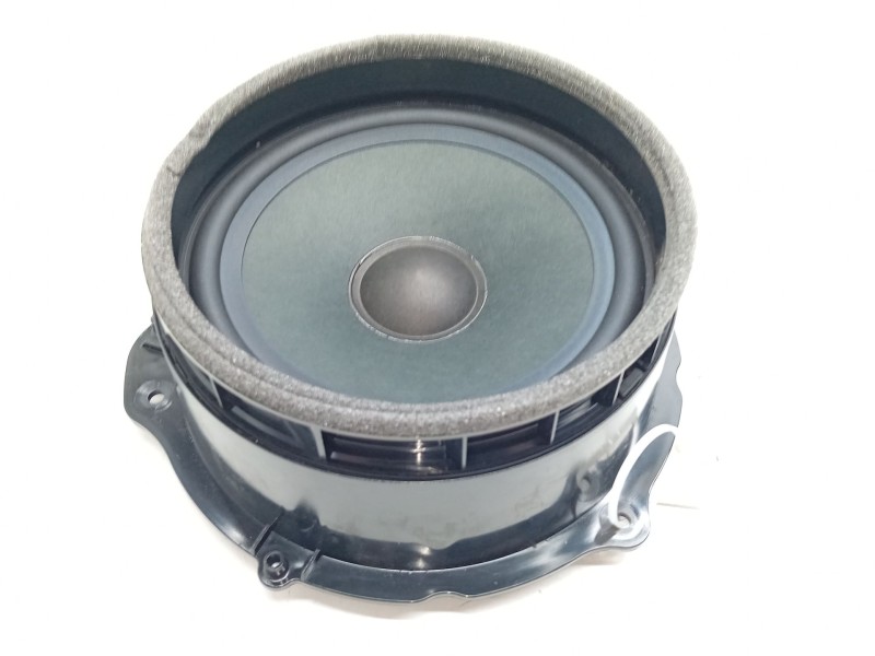 Recambio de altavoz para land rover range rover velar (l560) 2.0 d240 sd4 4x4 referencia OEM IAM J8A218808  