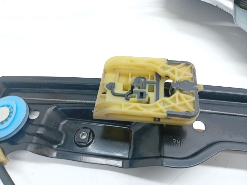 Recambio de elevalunas delantero derecho para opel astra j (p10) 1.6 (68) referencia OEM IAM   