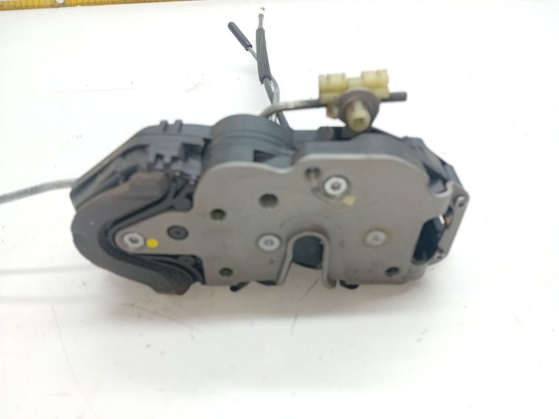 Recambio de cerradura puerta delantera derecha para opel astra j (p10) 1.6 (68) referencia OEM IAM   