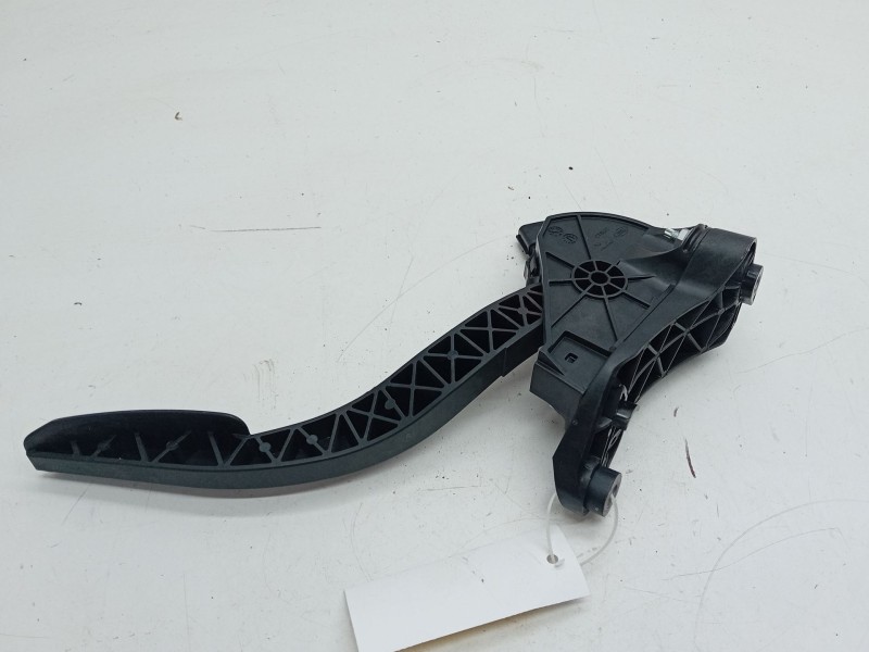 Recambio de pedal acelerador para land rover range rover velar (l560) 2.0 d240 sd4 4x4 referencia OEM IAM HK839F836  