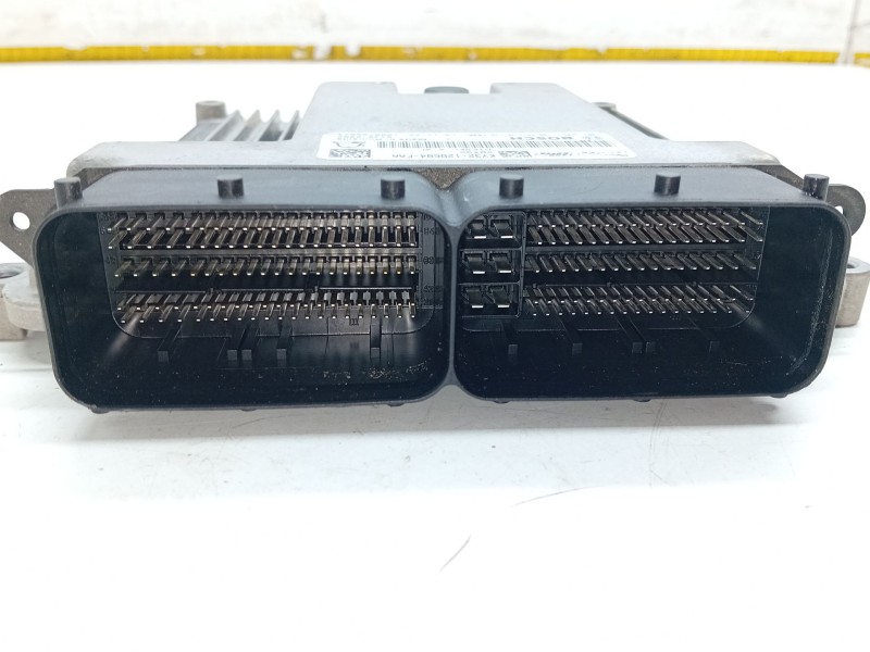 Recambio de centralita motor uce para land rover range rover velar (l560) 2.0 d240 sd4 4x4 referencia OEM IAM KY3212B684  