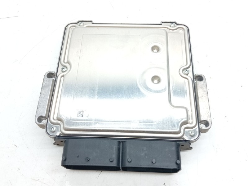Recambio de centralita motor uce para land rover range rover velar (l560) 2.0 d240 sd4 4x4 referencia OEM IAM KY3212B684  