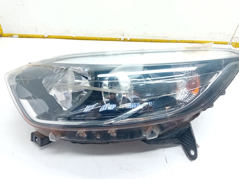 Recambio de faro izquierdo para renault captur i (j5_, h5_) 1.2 tce 120 referencia OEM IAM 260600953R  