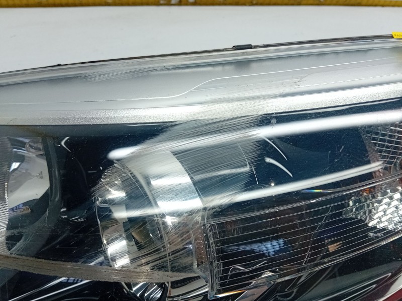 Recambio de faro izquierdo para renault captur i (j5_, h5_) 1.2 tce 120 referencia OEM IAM 260600953R  