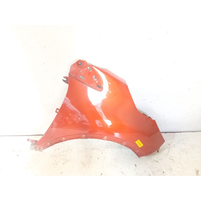 Recambio de aleta delantera derecha para renault captur i (j5_, h5_) 1.2 tce 120 referencia OEM IAM   