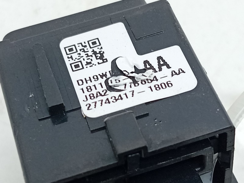 Recambio de modulo electronico para land rover range rover velar (l560) 2.0 d240 sd4 4x4 referencia OEM IAM J8A277B654  