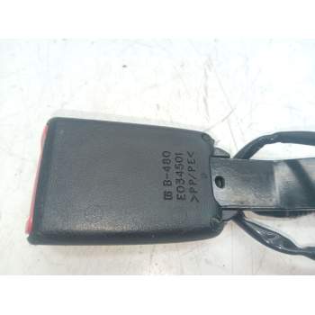 Recambio de enganche delantero izquierdo para toyota auris referencia OEM IAM EO34501  