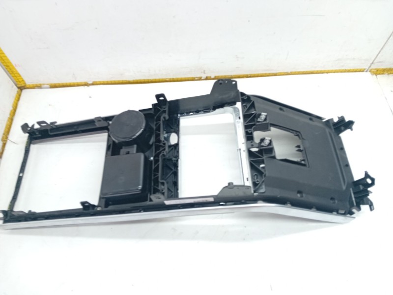 Recambio de consola central para land rover range rover velar (l560) 2.0 d240 sd4 4x4 referencia OEM IAM L5608454  