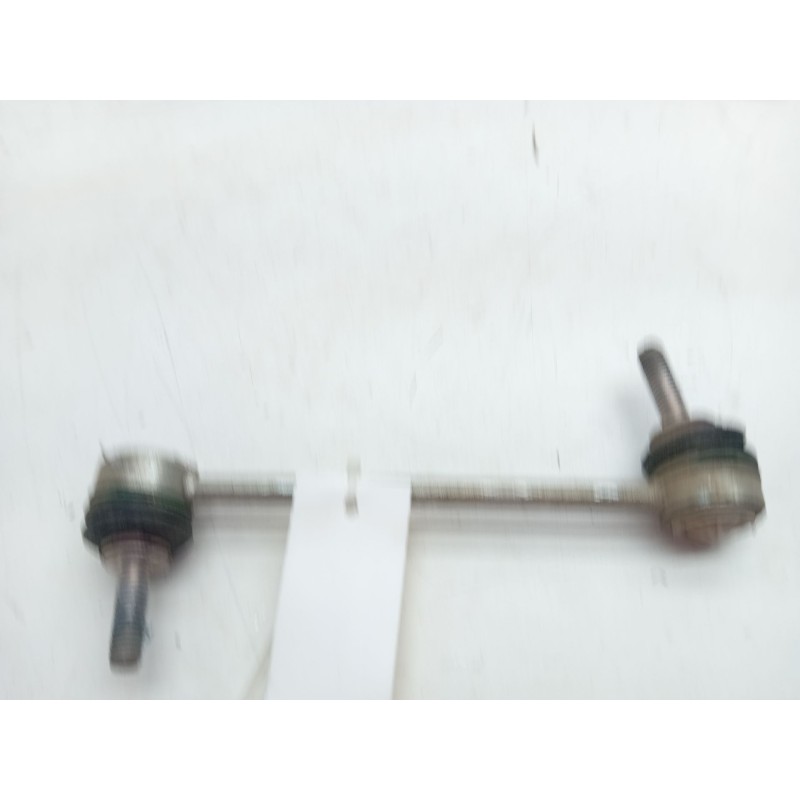 Recambio de bieleta estabilizadora trasera izquierda para land rover range rover velar (l560) 2.0 d240 sd4 4x4 referencia OEM IA