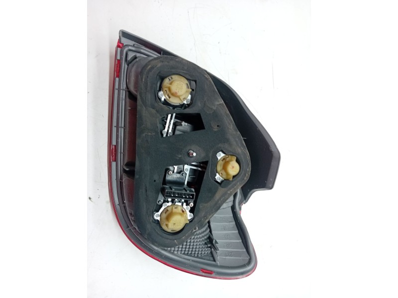 Recambio de piloto trasero izquierdo para toyota yaris (_p1_) 1.4 d-4d (nlp10_) referencia OEM IAM 0821219H3LF  