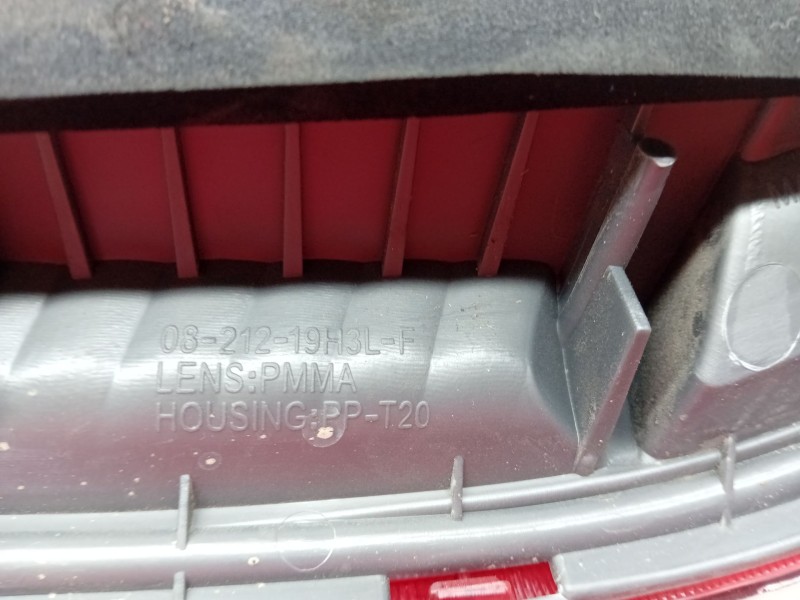 Recambio de piloto trasero izquierdo para toyota yaris (_p1_) 1.4 d-4d (nlp10_) referencia OEM IAM 0821219H3LF  