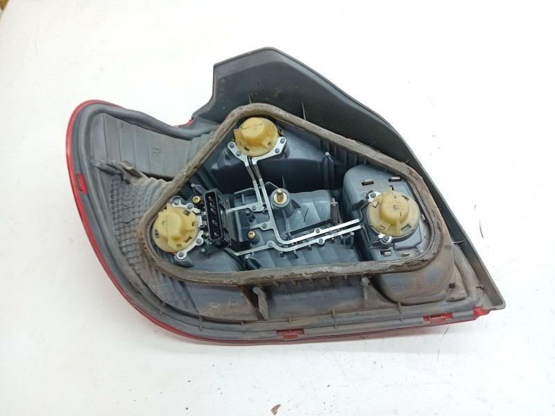 Recambio de piloto trasero derecho para toyota yaris (_p1_) 1.4 d-4d (nlp10_) referencia OEM IAM   