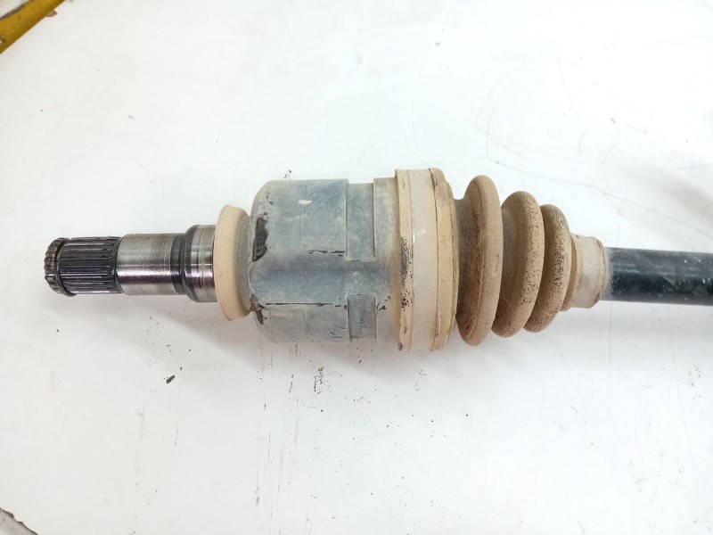 Recambio de transmision delantera izquierda para toyota yaris (_p1_) 1.4 d-4d (nlp10_) referencia OEM IAM   