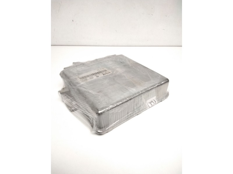 Recambio de centralita motor uce para mg serie 800 (rs) 2.5 diesel referencia OEM IAM 0281001417 MSB101270 114948