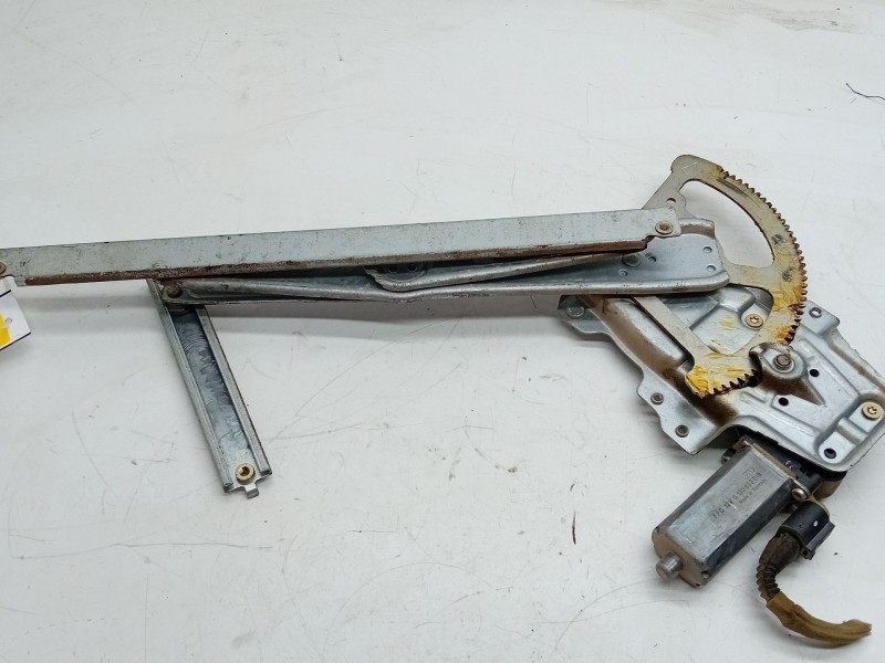 Recambio de elevalunas delantero izquierdo para toyota yaris (_p1_) 1.4 d-4d (nlp10_) referencia OEM IAM   