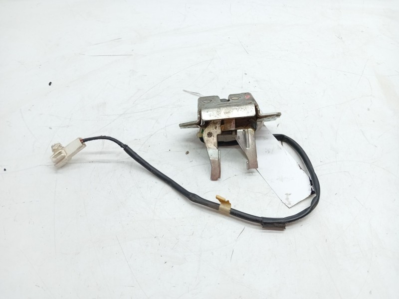 Recambio de cerradura maletero / porton para toyota yaris (_p1_) 1.4 d-4d (nlp10_) referencia OEM IAM   