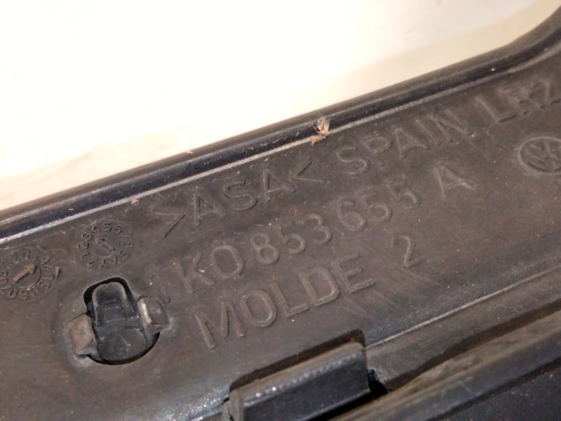 Recambio de rejilla delantera para volkswagen golf v (1k1) 2.0 fsi referencia OEM IAM 1K0853655A  