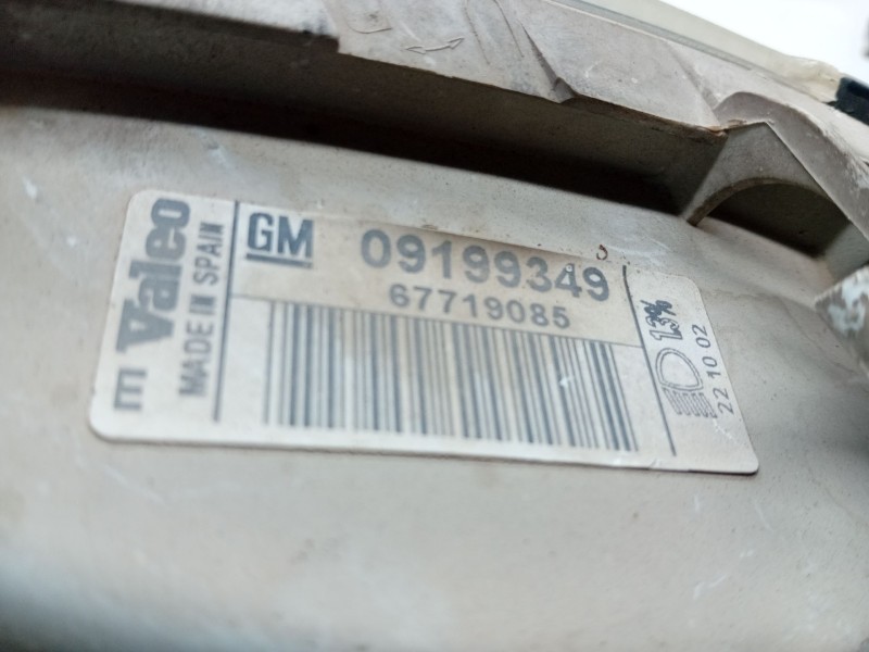 Recambio de faro derecho para opel agila a (h00) 1.0 12v (f68) referencia OEM IAM 09199349  