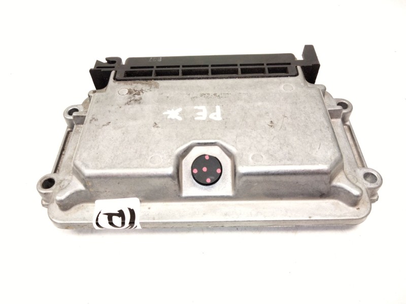 Recambio de centralita motor uce para peugeot 306 break style referencia OEM IAM 9630986780 0261204717 