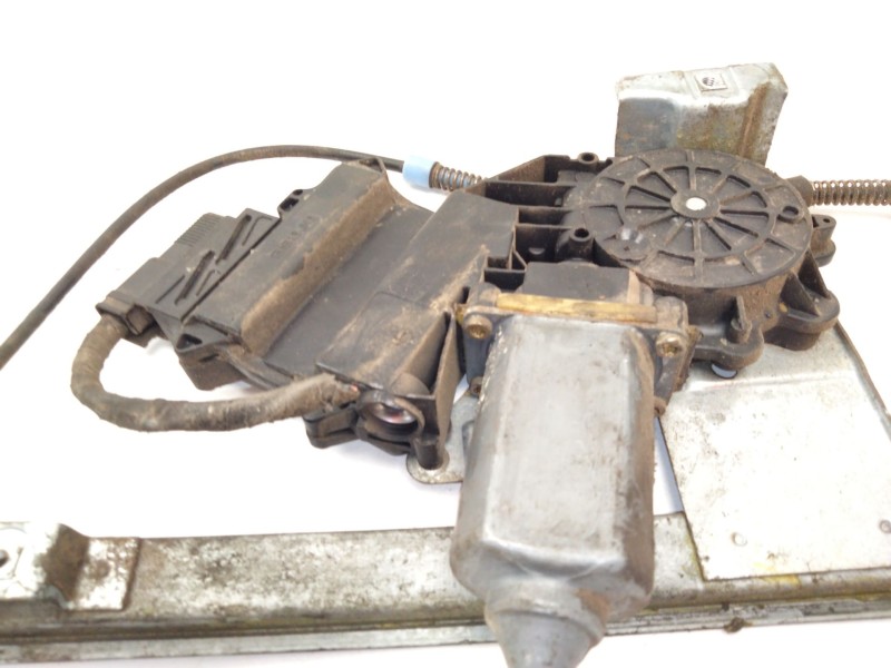 Recambio de elevalunas trasero derecho para volkswagen golf iii (1h1) 2.0 referencia OEM IAM WPR2437RB  