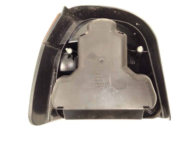 Recambio de piloto trasero derecho para volkswagen golf iii (1h1) 2.0 referencia OEM IAM 1H6945112  