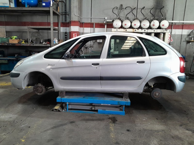 citroën xsara picasso (n68) del año 2004