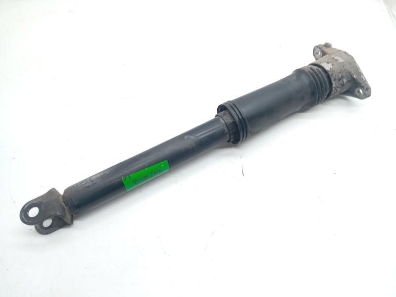 Recambio de amortiguador trasero derecho para kia carens (un) active referencia OEM IAM 553111D020  