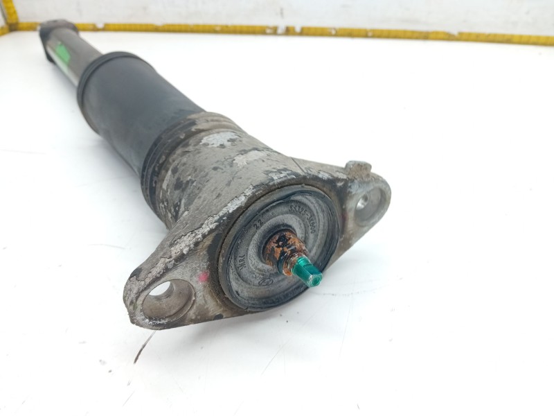 Recambio de amortiguador trasero derecho para kia carens (un) active referencia OEM IAM 553111D020  