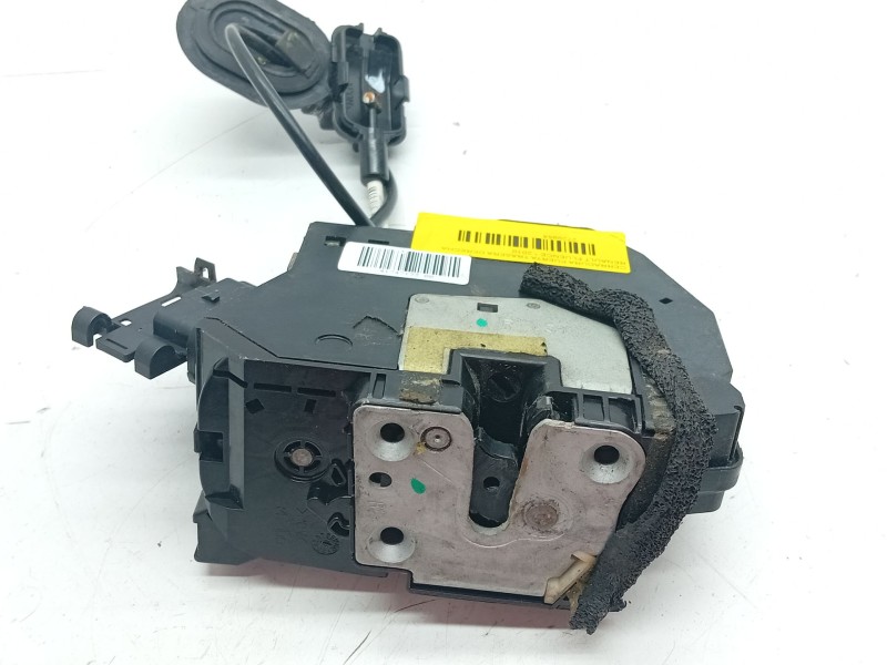 Recambio de cerradura puerta trasera derecha para renault fluence referencia OEM IAM 825020019R  