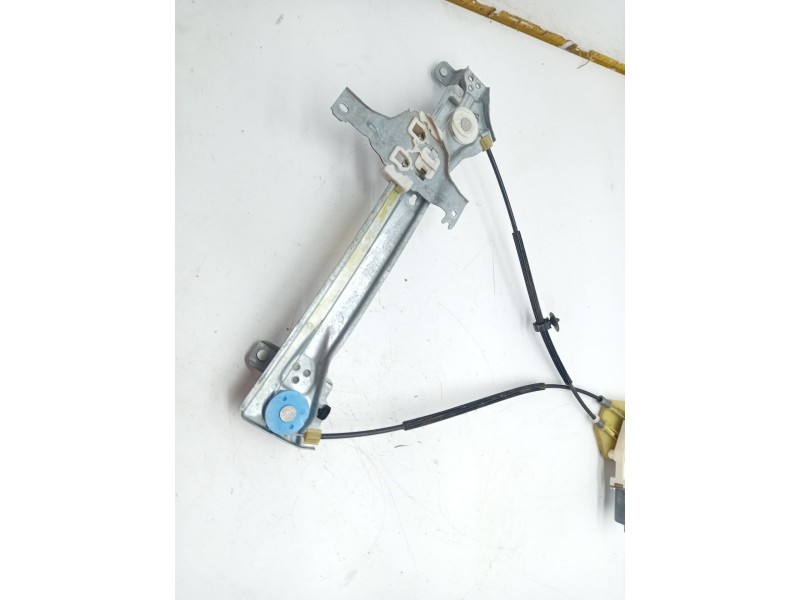 Recambio de elevalunas trasero derecho para renault fluence referencia OEM IAM   