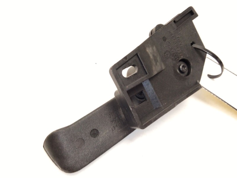 Recambio de tirador capot para seat altea (5p1) 1.9 tdi referencia OEM IAM 1J1823633  
