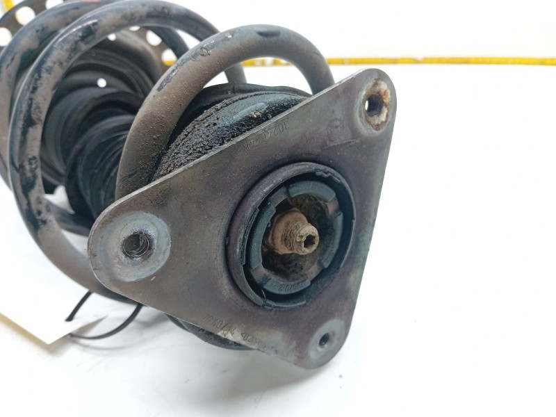 Recambio de amortiguador delantero derecho para renault captur i (j5_, h5_) 1.2 tce 120 referencia OEM IAM 543021361R  