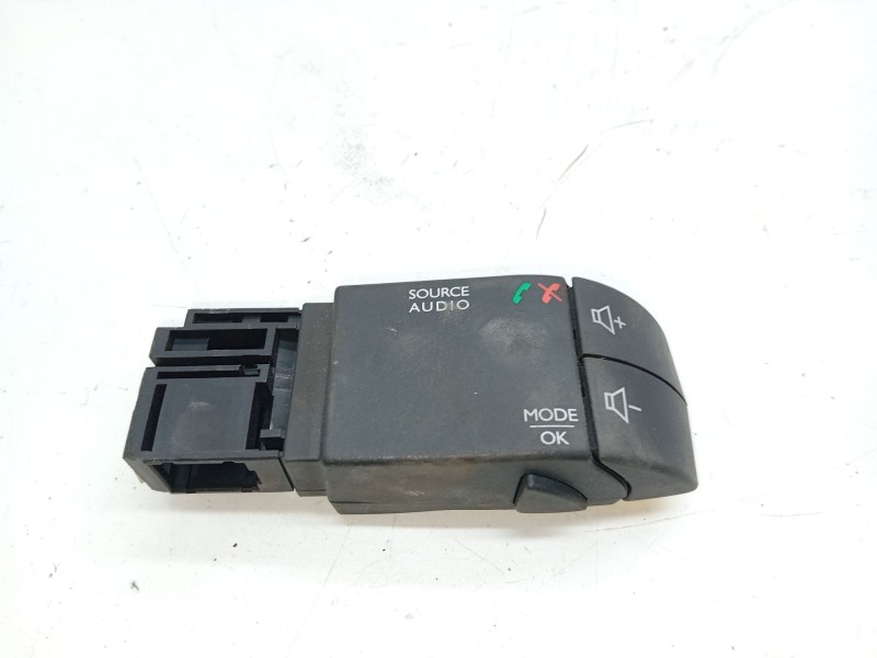 Recambio de mando multifuncion para renault captur i (j5_, h5_) 1.2 tce 120 referencia OEM IAM 255522448R  