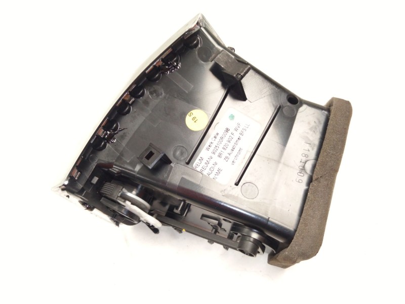 Recambio de aireador izquierdo para audi q5 (8rb) 2.0 tdi quattro referencia OEM IAM 8R1820902  