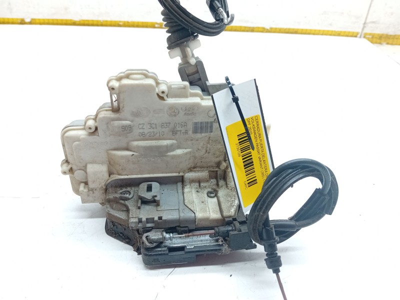 Recambio de cerradura puerta delantera derecha para volkswagen passat variant (365) 1.6 tdi dpf referencia OEM IAM 3C1837016A  