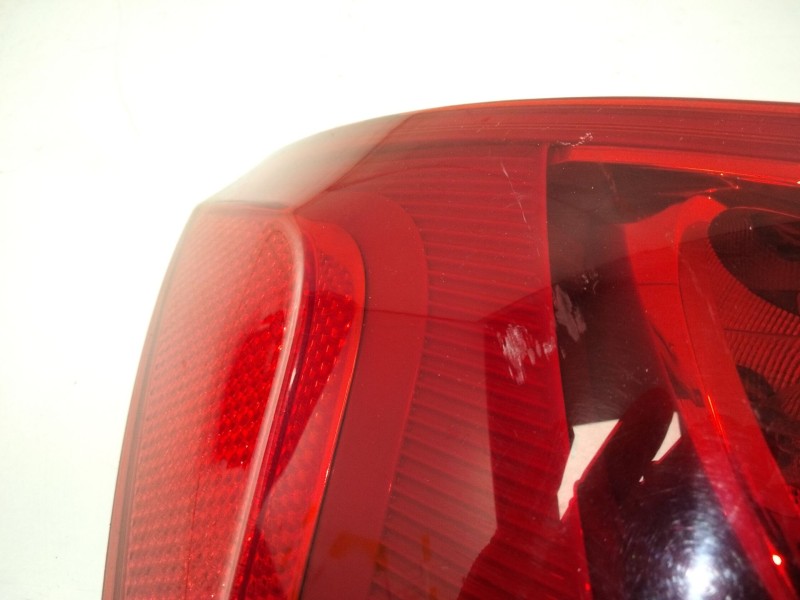 Recambio de piloto trasero izquierdo porton para audi q5 (8rb) 2.0 tdi quattro referencia OEM IAM 8R0945093  